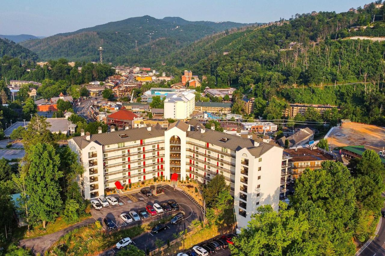 Stylish Gatlinburg Condo With Pool Walk Downtown! Esterno foto